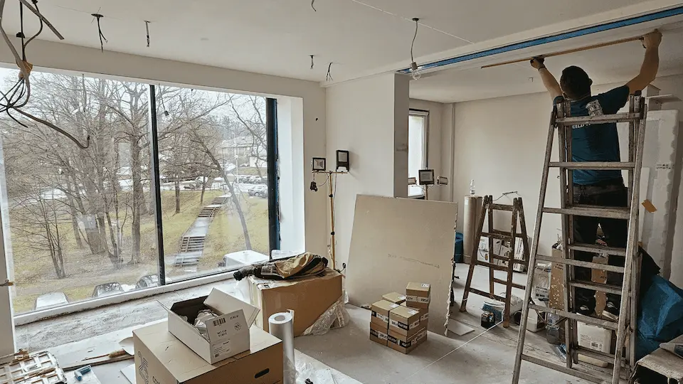 renovering av liten lägenhet i Stockholm med vacker utsikt och fönster